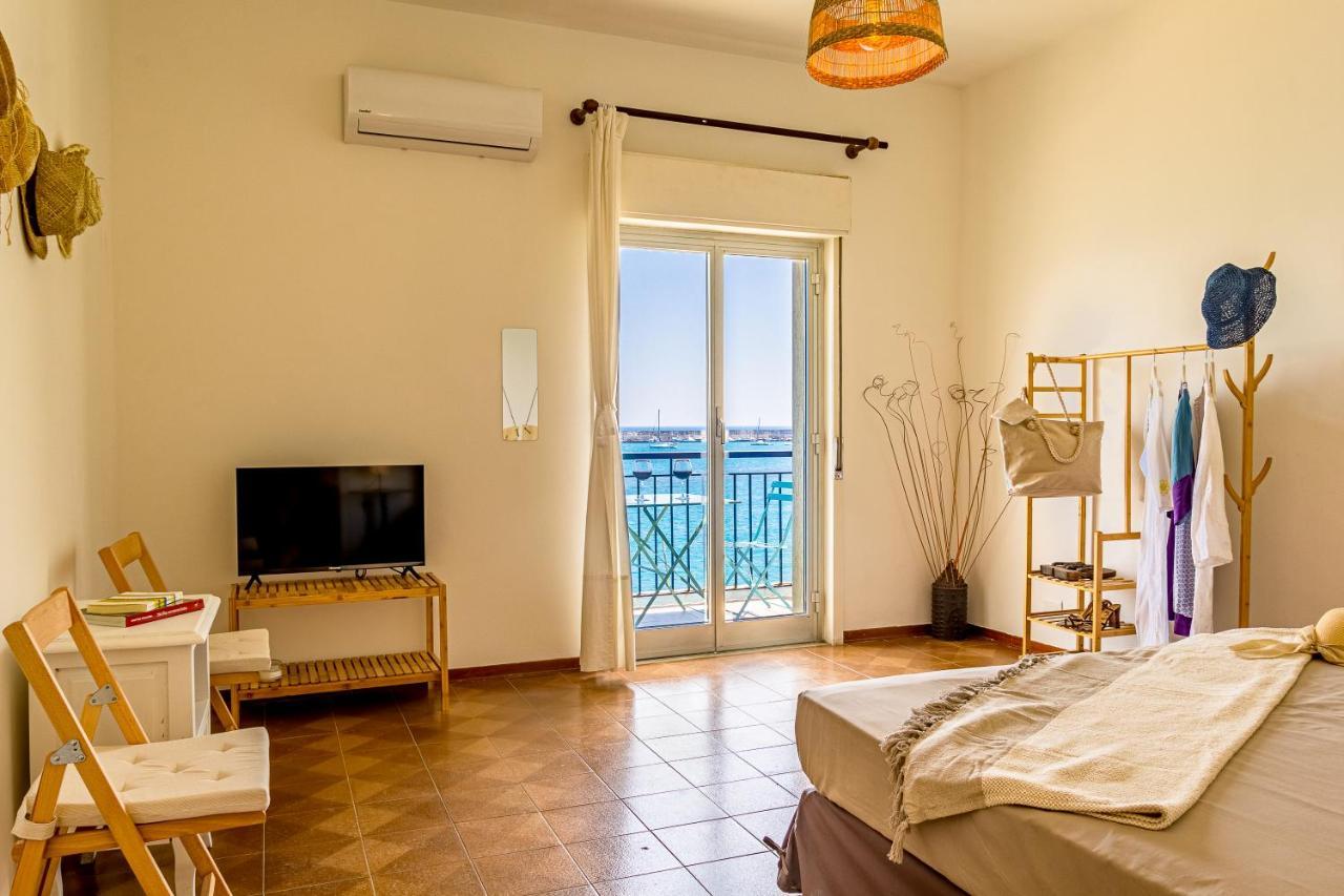 Mari Sea Home Giardini Naxos Exterior photo